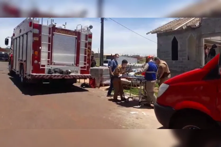 Laje de igreja em Arapongas desaba e 3 pessoas ficam feridas