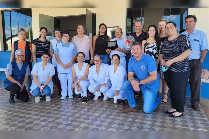 Médico do Hospital Municipal de Ivaiporã recebe homenagem