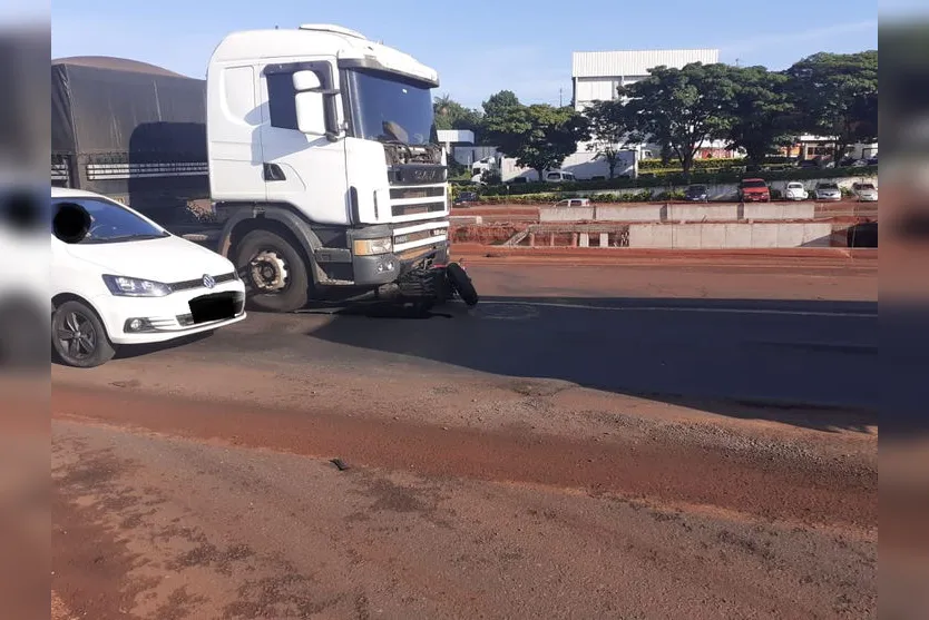Motociclista morre após ser arrastado por carreta na BR-369