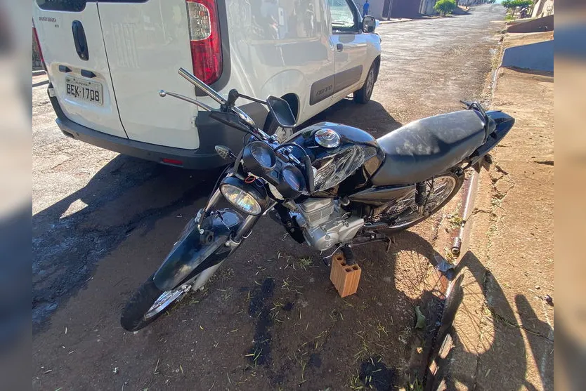 Motociclista sofre acidente em Apucarana e foge a pé