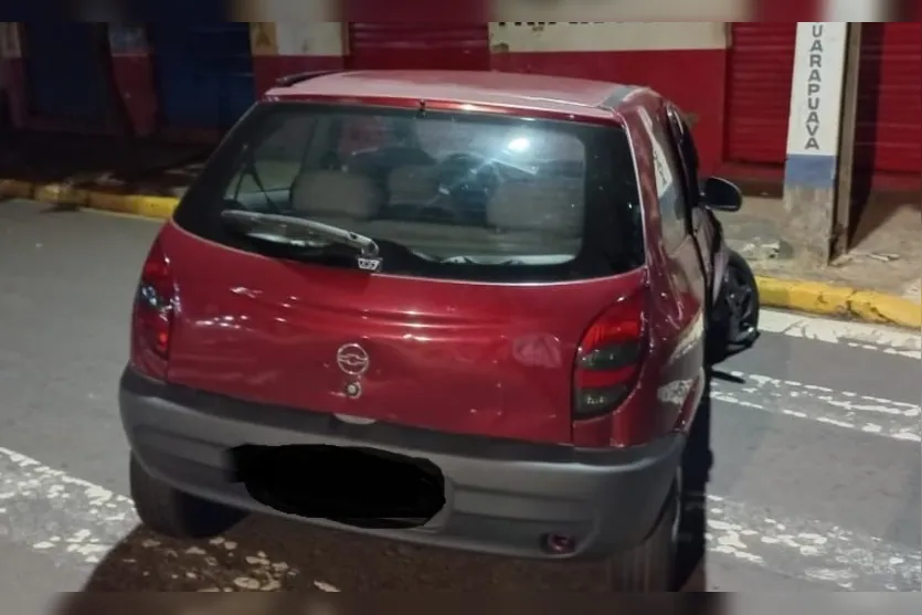 Motorista bêbado e amigo 'entrão' são presos pela PM