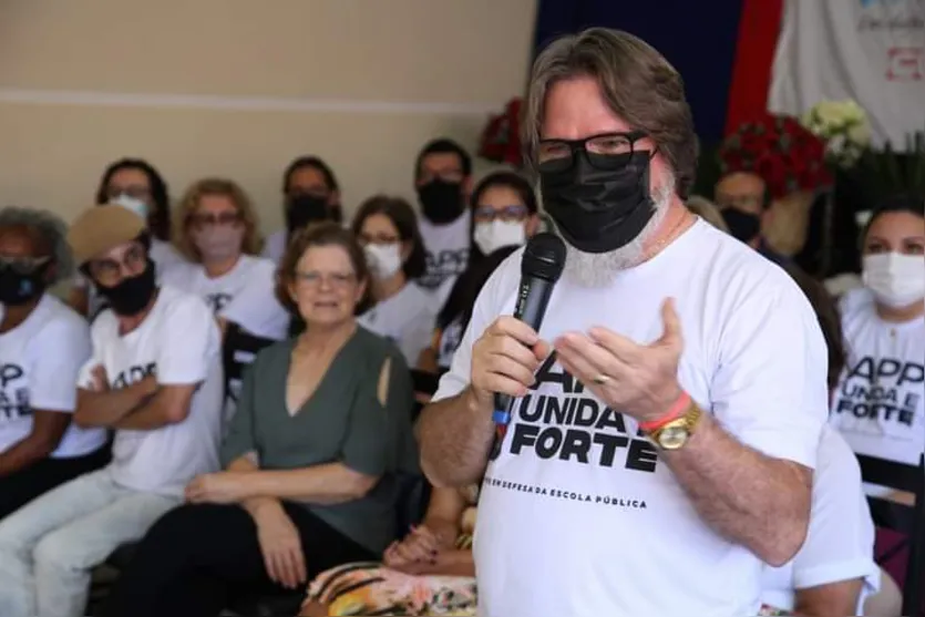 Nova diretoria da APP sindicato de Apucarana toma posse