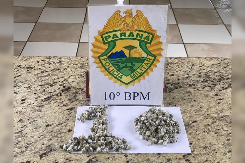 PM de Apucarana apreende maconha e recupera objetos