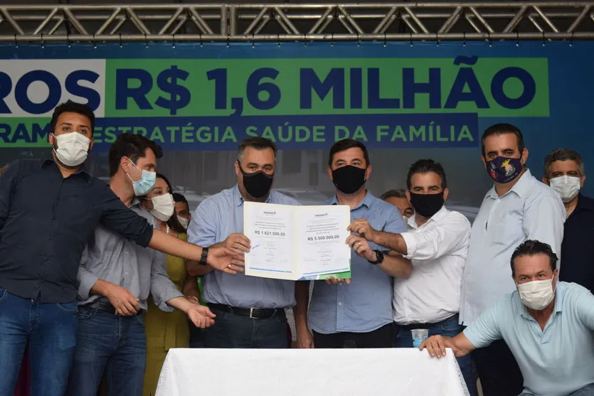 PR entrega 47 veículos para a Saúde da Região de Umuarama