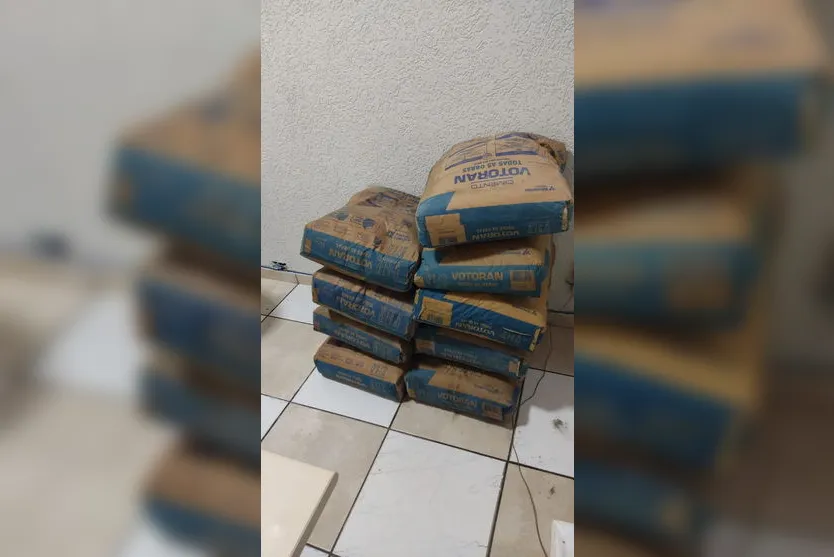 Polícia Civil de Apucarana recupera sacos de cimento
