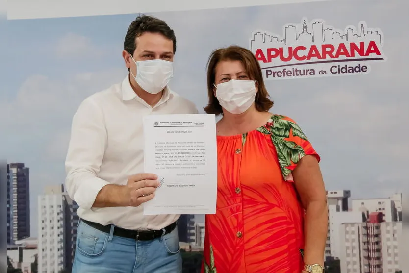 Prefeito oficializa repasse de mais de R$1,5 mi a entidades