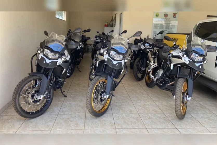 Prefeito participa da entrega de motocicletas para a 7ª CIPM