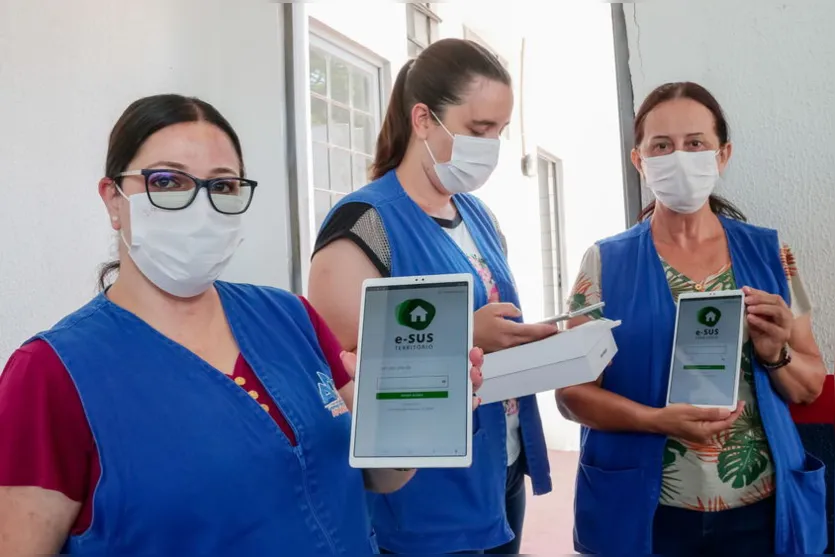 Prefeitura entrega tablets para Agentes Comunitários