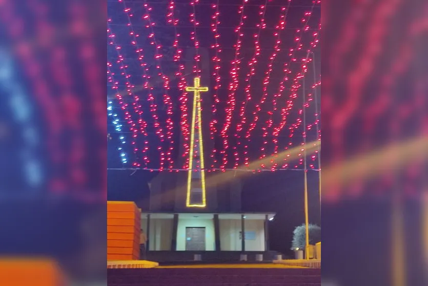 Rio Bom recebe decoração especial para o Natal