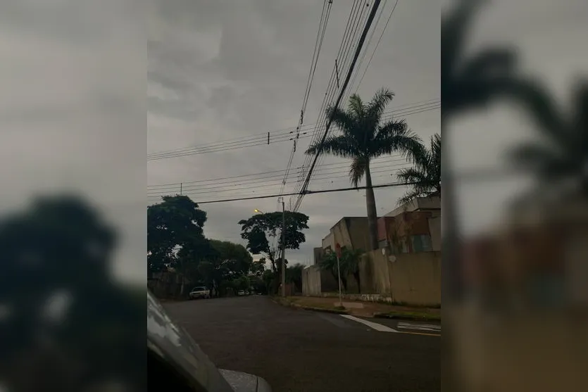 Tempo fecha em Apucarana e nuvens chamam atenção