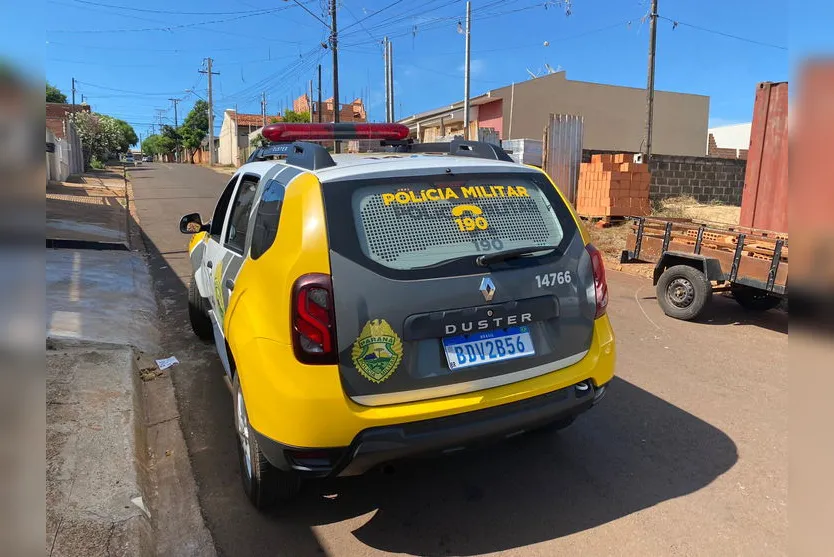 Bandidos levam celular e objetos de ouro de mestre de obras