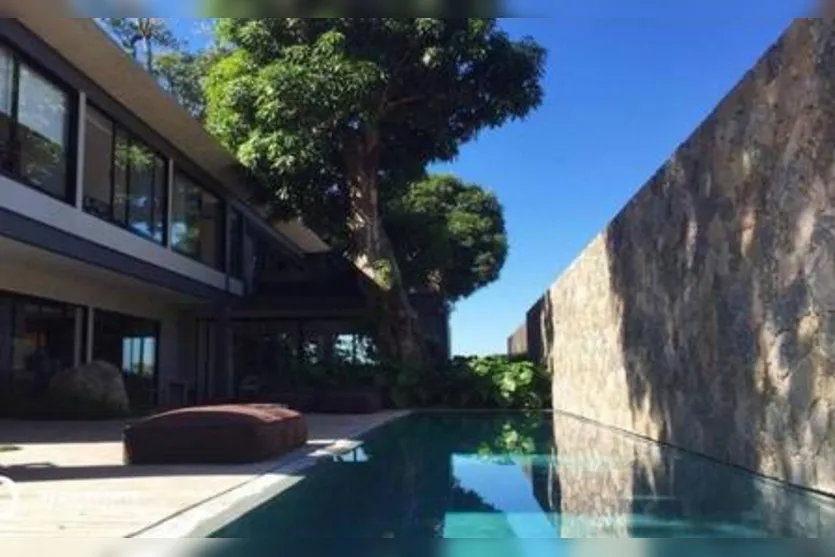 Carolina Dieckmann coloca mansão à venda por R$ 9 mi; veja