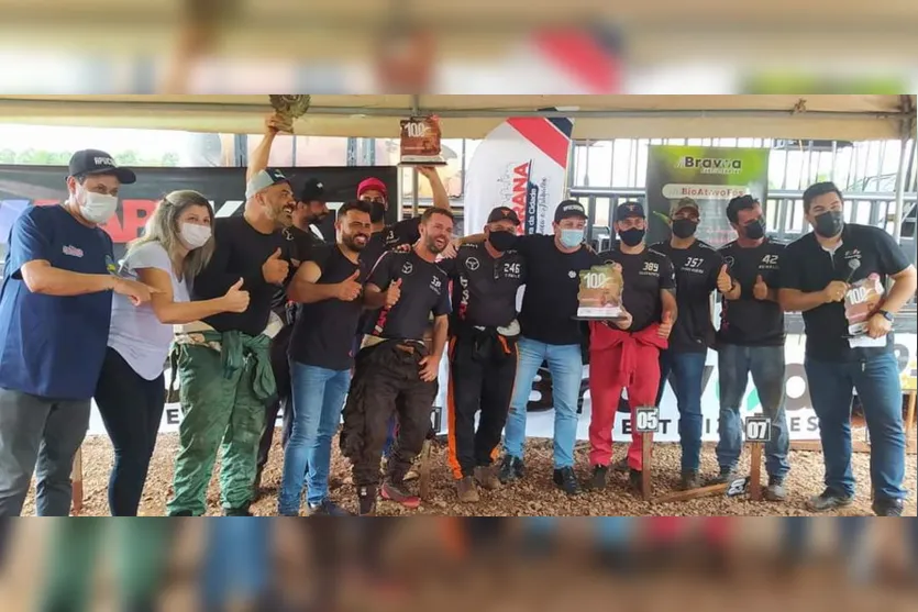 Dupla de Apucarana vence edição das 100 Milhas de Kartcross