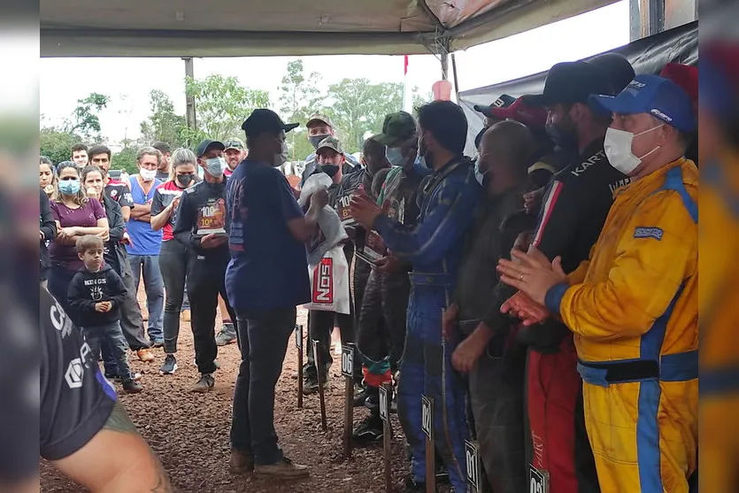 Dupla de Apucarana vence edição das 100 Milhas de Kartcross