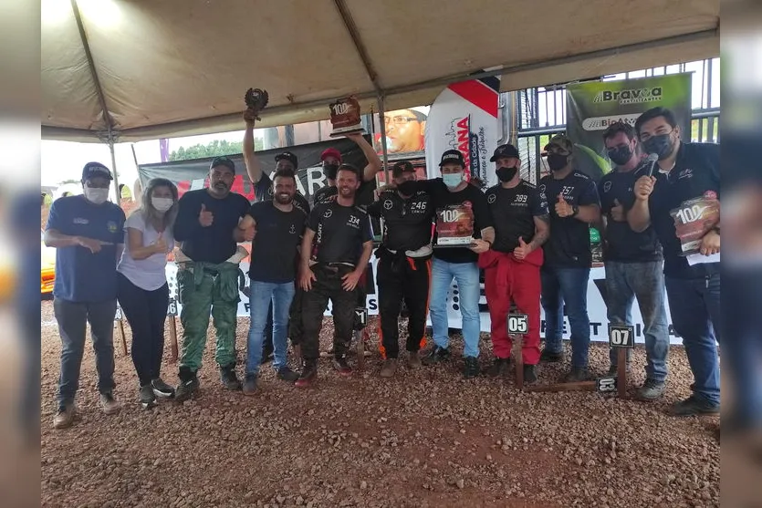 Dupla de Apucarana vence edição das 100 Milhas de Kartcross