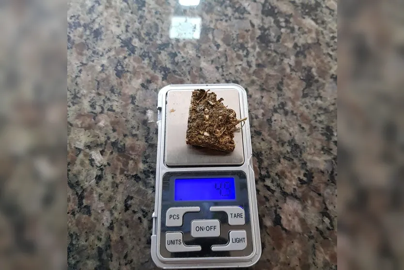 Polícia Civil prende jovem com relógio furtado em Apucarana