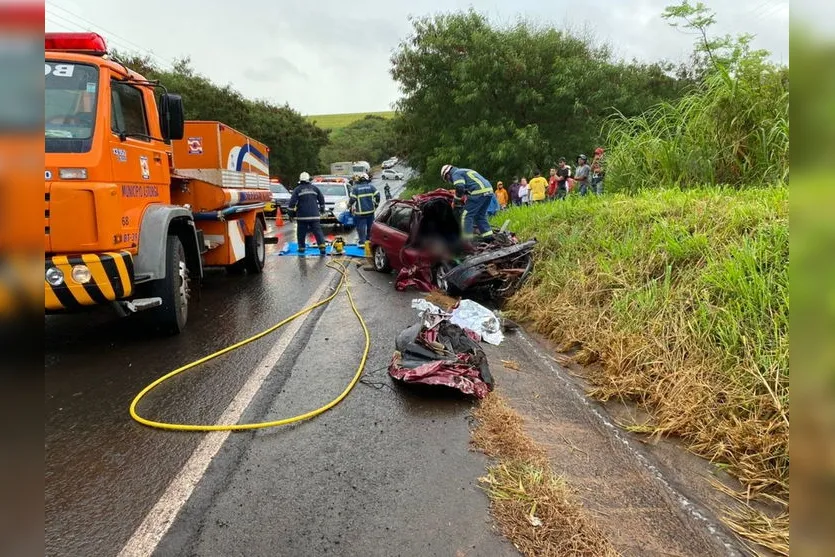 Acidente na região provoca a morte de 3 adultos e 1 criança