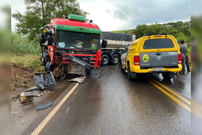 Acidente na região provoca a morte de 3 adultos e 1 criança