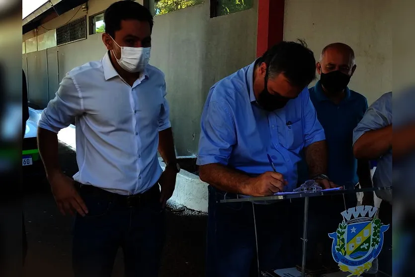 Beto Preto autoriza obras no Oeste e Noroeste do Paraná