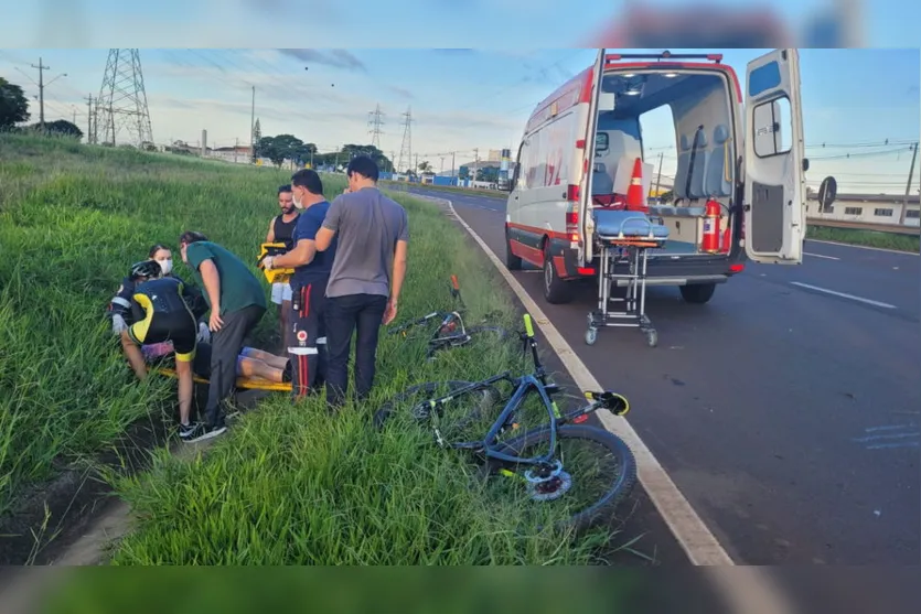 Ciclista é atropelada por carro na BR-369, em Apucarana