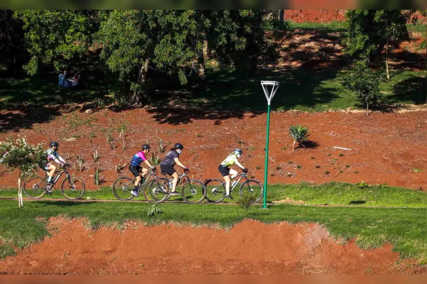  Circuito passa pelas cidades de passa pelas cidades de Ivaiporã, Ariranha do Ivaí, Rio Branco do Ivaí, Grandes Rios, Lidianópolis e Jardim Alegre 