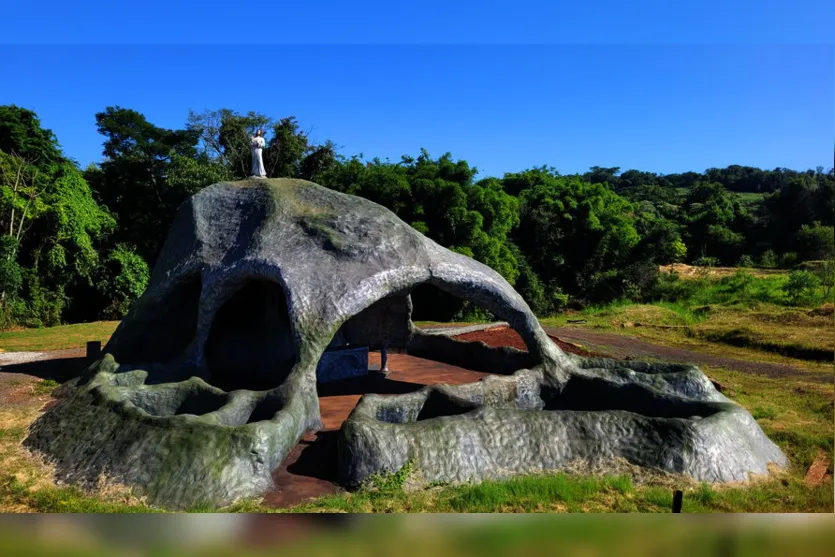 Conheça a Gruta de Nossa Senhora de Lourdes, em Apucarana