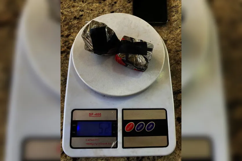 Dois homens são presos por tráfico de drogas em Apucarana