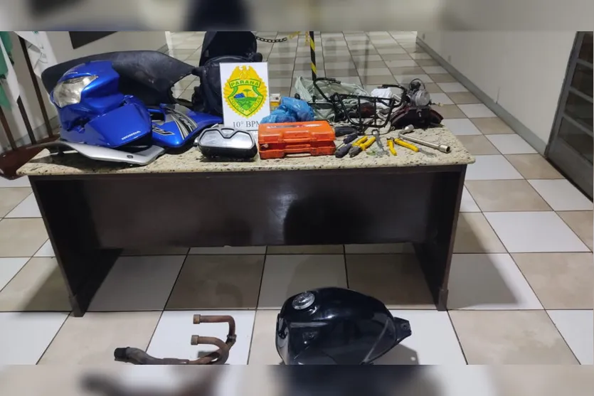 Grupo que retirava peças de motos é preso em Apucarana