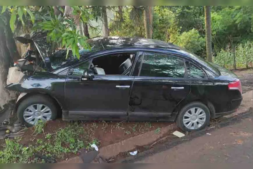 Menina de 3 anos morre em acidente entre Mauá e Londrina