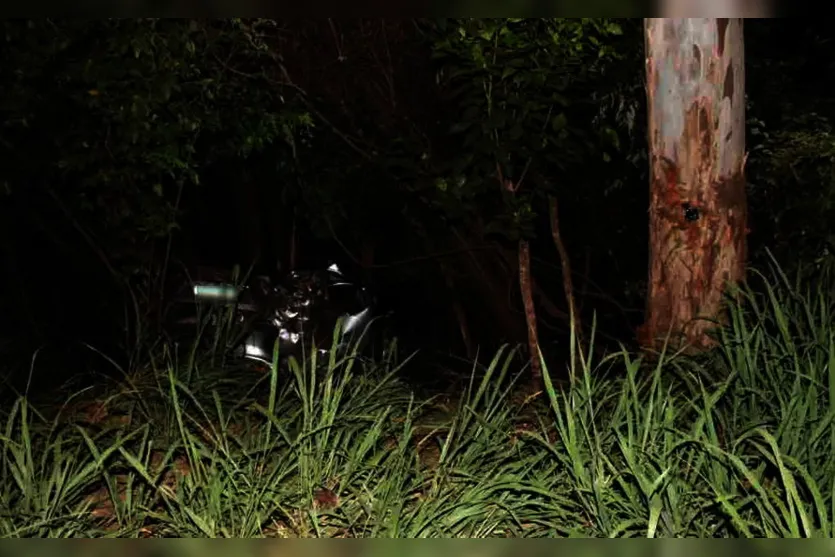  O acidente foi na madrugada deste sábado  por volta de 01h10 