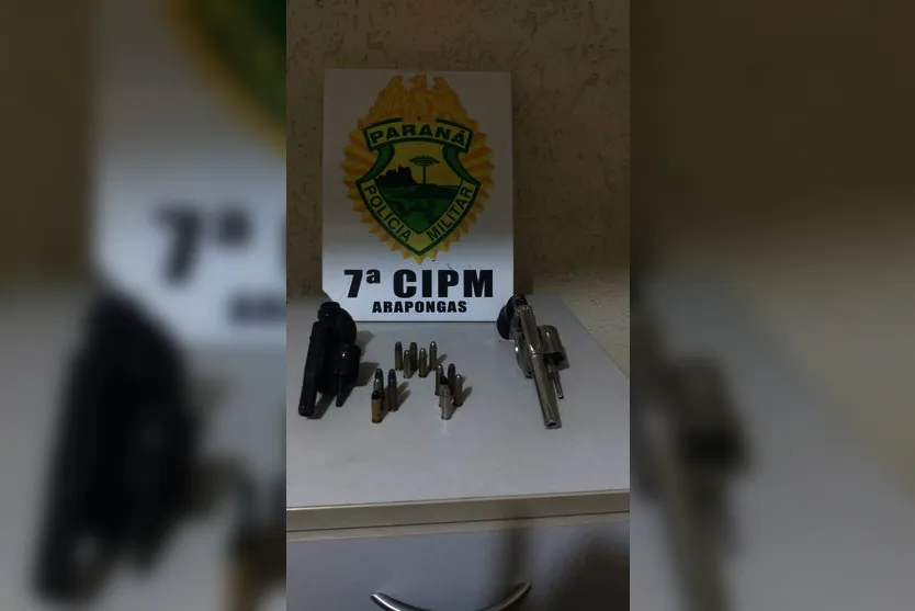 Polícia apreende armas e recupera veículo em Arapongas