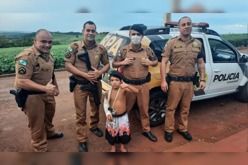  Samuel admira o trabalho da PM e diz que sonha em ser policial. 