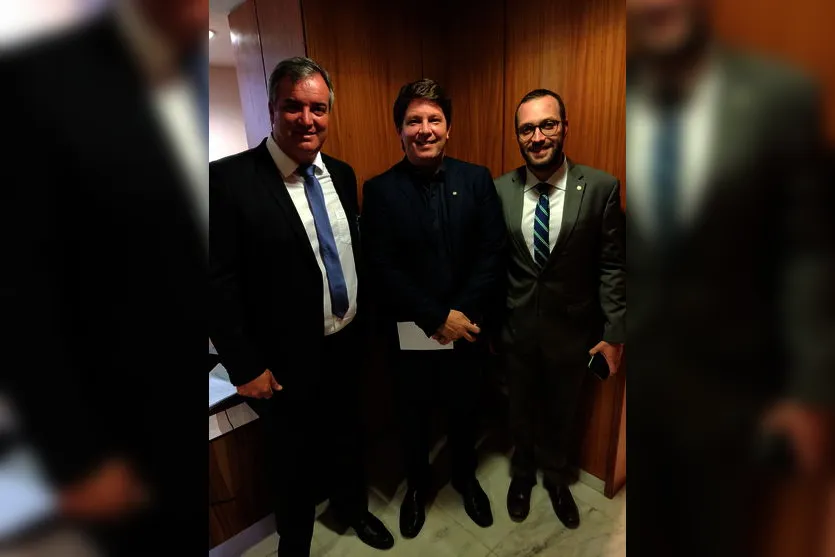 Toledo se reúne com Bolsonaro e ministros em Brasília