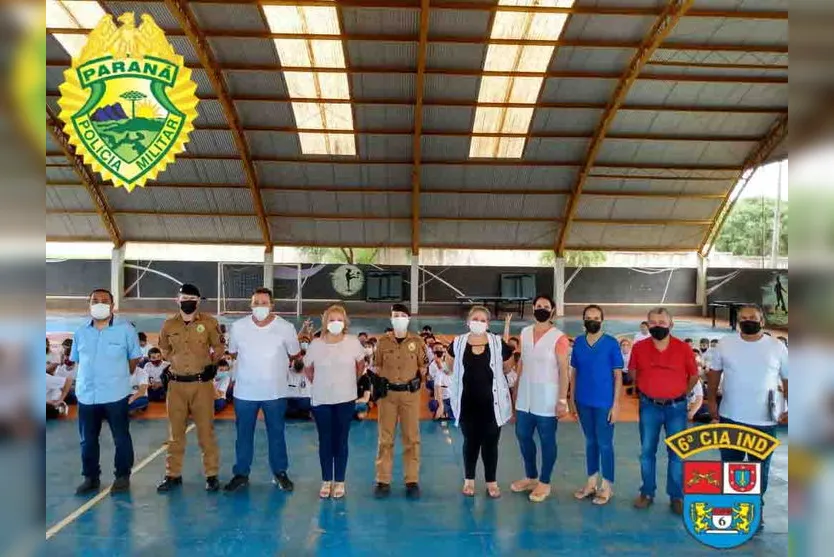 6ª CIPM: Policiais visitam Colégio Cívico-Militar em Faxinal