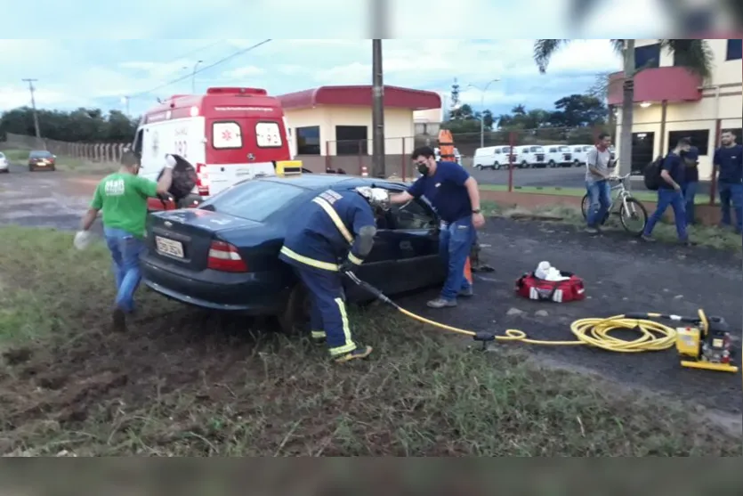 Acidente em Jandaia do Sul deixa duas pessoas feridas