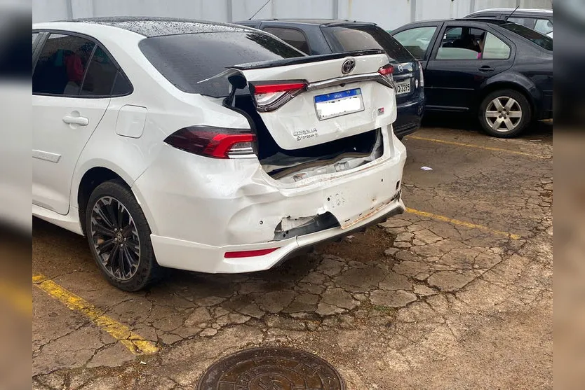 Acidente na Avenida Minas Gerais deixa mulher ferida