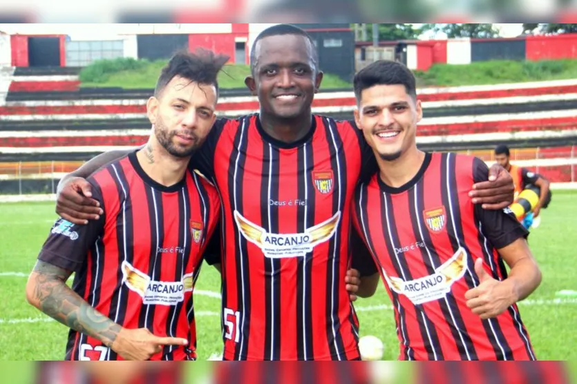  Atacante Diego, Zagueiro Dipão e Lateral Gabriel 