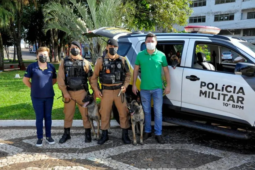 Canil da PM participa de evento em Jandaia do Sul