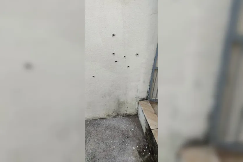 Casa no Jardim Ponta Grossa é alvejada por tiros
