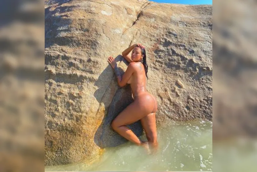 Ex-BBB Ariadna surge nua nas redes sociais no dia da mulher