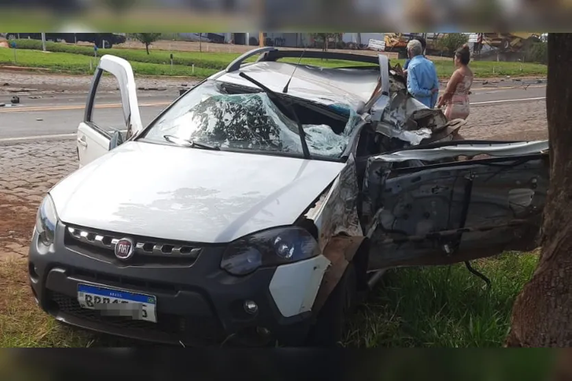 Grave acidente deixa um homem morto e dois feridos na PR-466