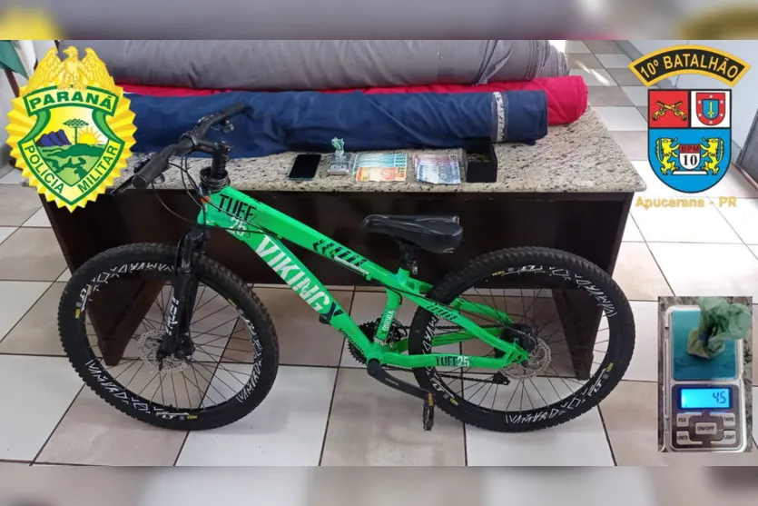 Rocam recupera tecidos, bicicleta e apreende crack