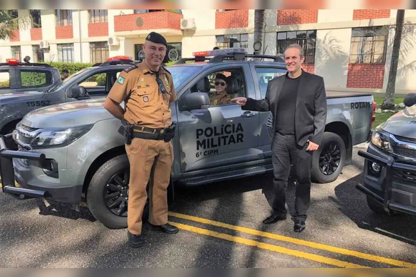  A cerimônia foi realizada no pátio da Academia Policial Militar do Guatupê, em São José dos Pinhais 