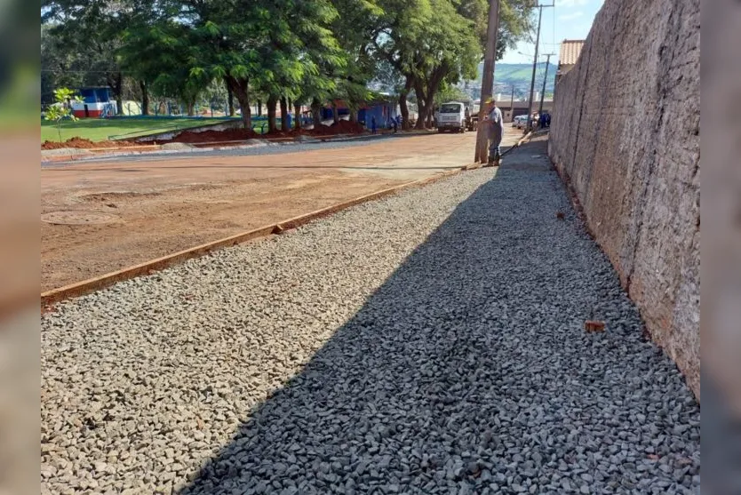 Apucarana alarga rua defronte ao Campo do Zé Rico