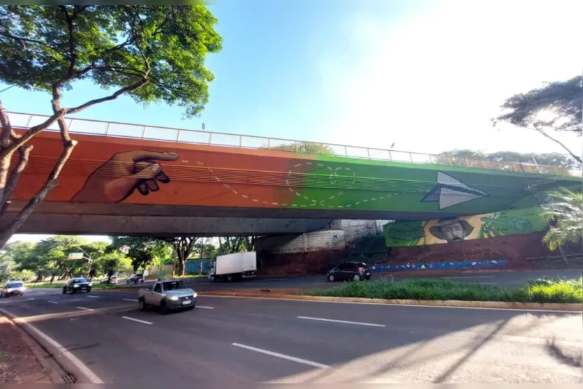 Artista de Apucarana participa de 'mega' grafite em Londrina