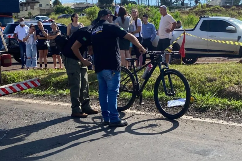 Ciclista de Cambira morre após ser atropelada por caminhão