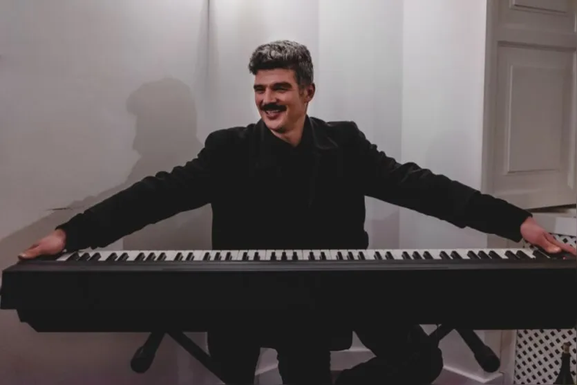 Compositor de Sabáudia é destaque no cenário musical