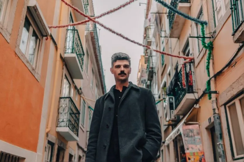 Compositor de Sabáudia é destaque no cenário musical