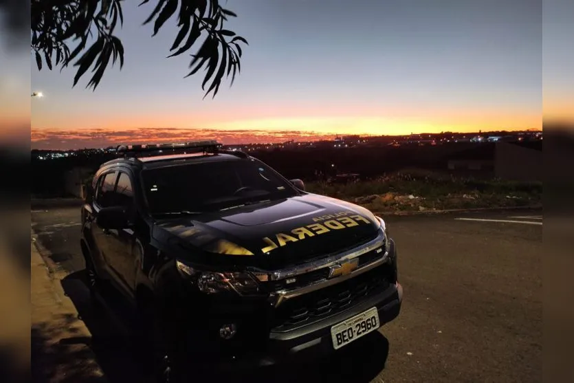 Dois suspeitos são presos em Arapongas em operação da PF