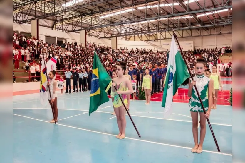 Fase Municipal dos JEP's é aberta em Apucarana no Lagoão